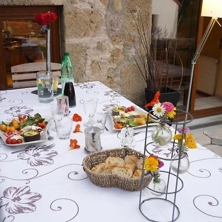 Bed & Breakfast D'hotes Paisible Dans Ferme Pres De Gorges Du Lignon - Fr-1-582-376