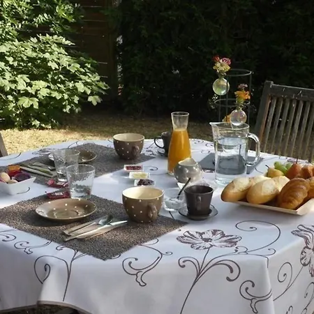 D'hotes Paisible Dans Ferme Pres De Gorges Du Lignon - Fr-1-582-376 Bed & Breakfast